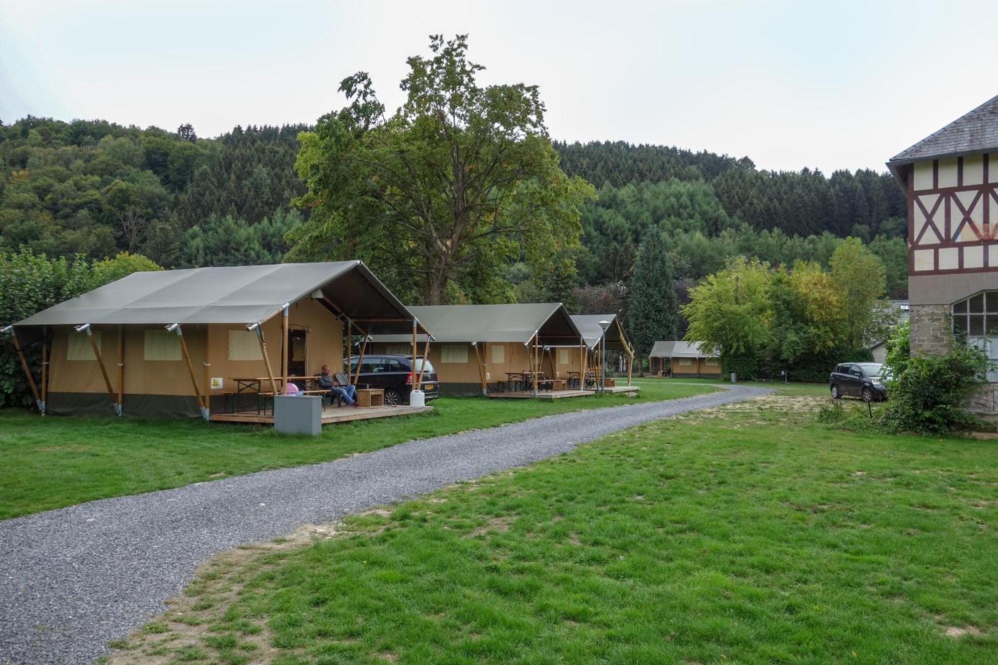 Safari tent at Camping Village Sy Ferrières Exteriör bild